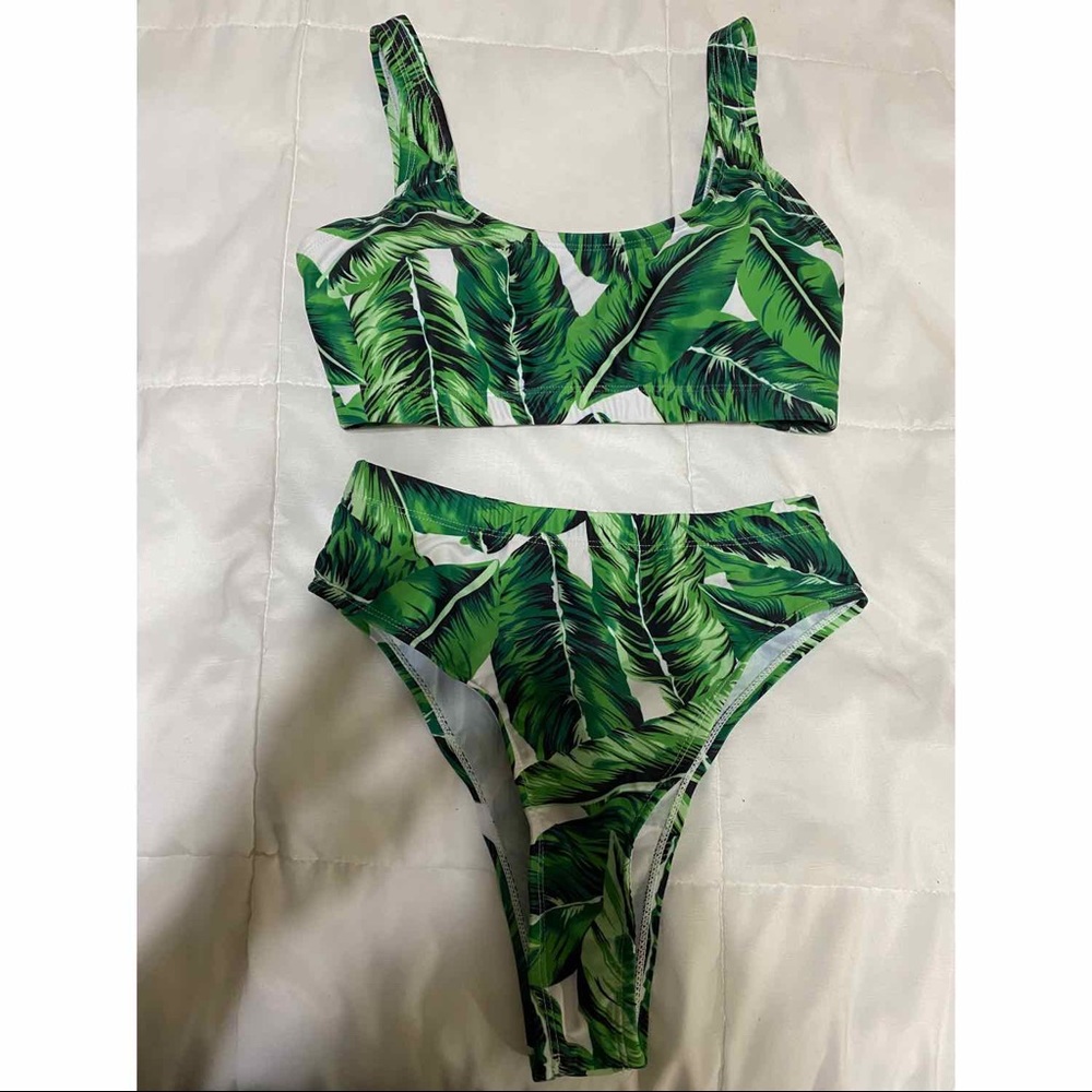 Fashion Nova Two-Piece bathing suit